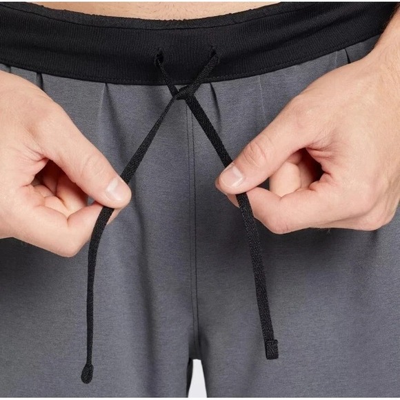 Under Armour Men's Run Up The Pace 5" Shorts Size XXL - Picture 5 of 5